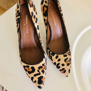 Donald Pliner Leopard Print Pumps 8.5